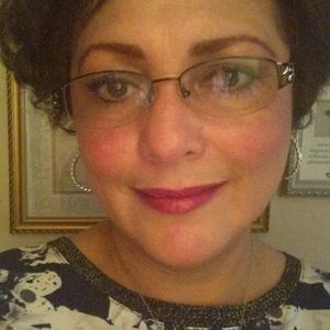 Meet your Posher, Carmen